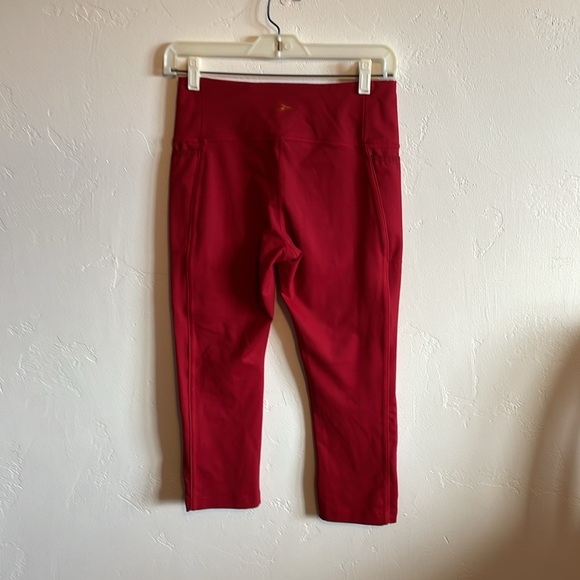 Brooks running capris - Picture 5 of 6